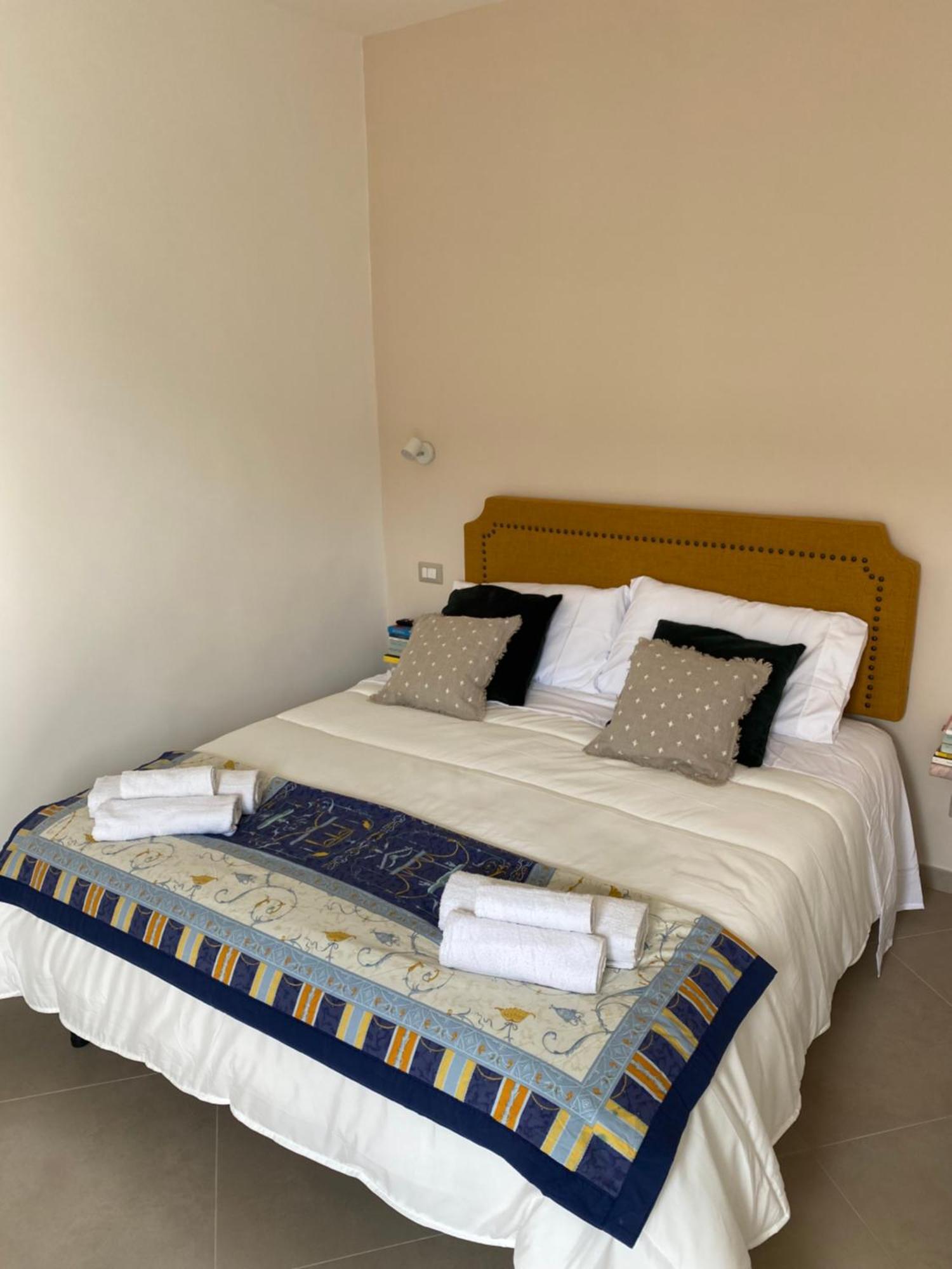 All'Imbrunire Exlusive Apartment Salerno Exteriör bild